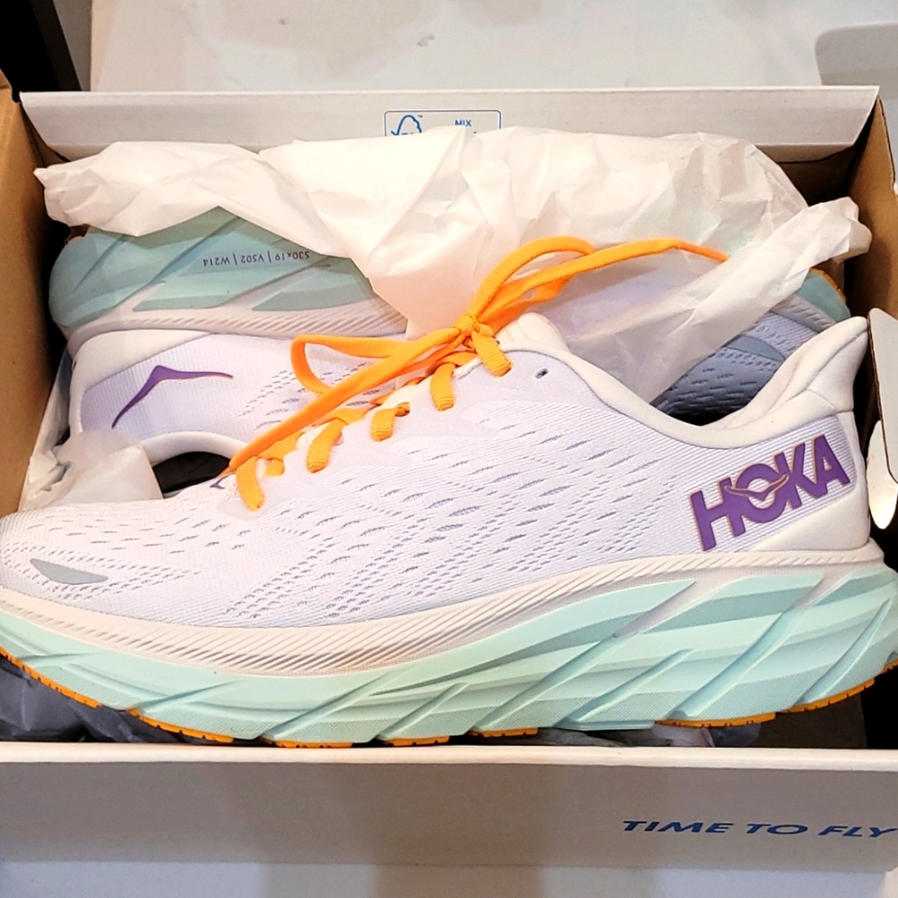 HOKA Women's Clifton 8 Running Shoes